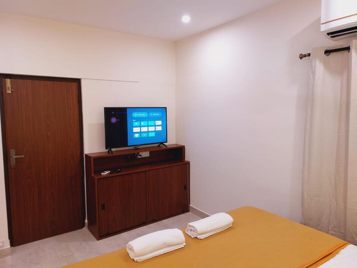 Hotel Chippy Residency à Chennai Extérieur photo