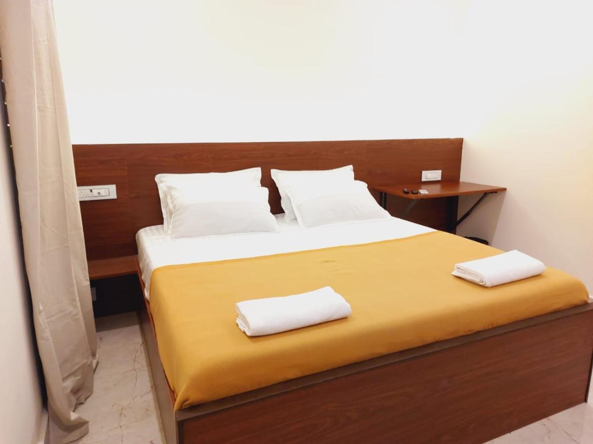 Hotel Chippy Residency à Chennai Extérieur photo