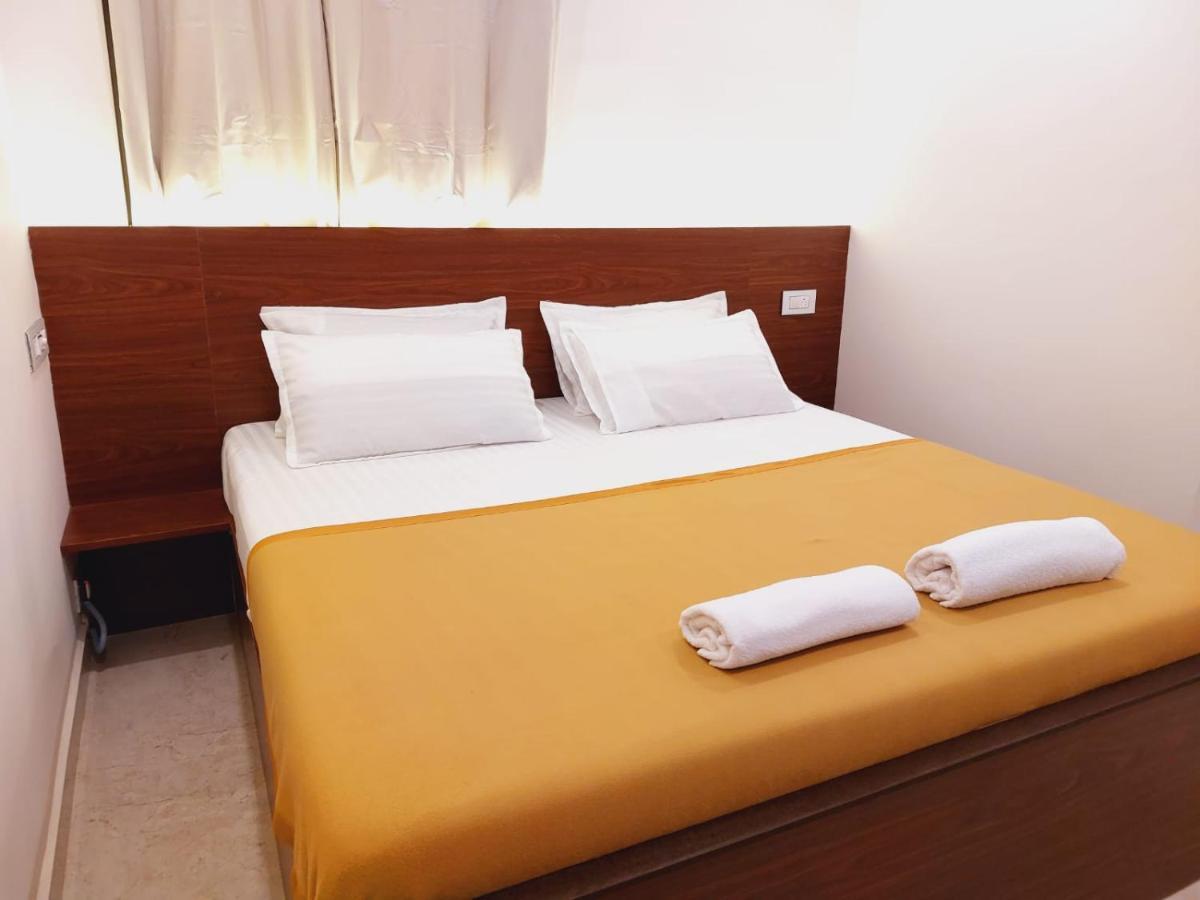 Hotel Chippy Residency à Chennai Extérieur photo